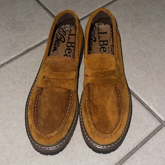 L.L. Bean vertigrip loafers Suede Moccasin Stitching size 6.5
